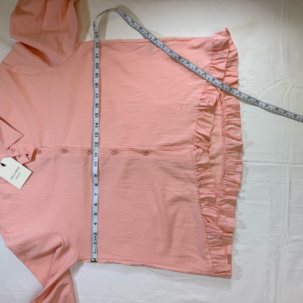 Women’s Light Pink Blouse with Ruffle Trim on sleeves and bottom. SizeXL. - Picture 7 of 8